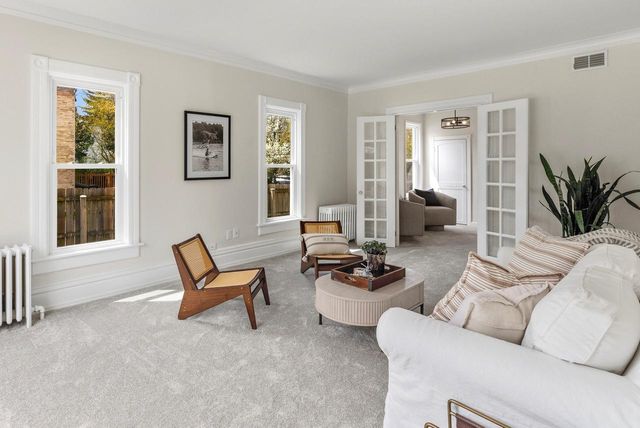 422 W Grand AVENUE, Port Washington, WI 53074