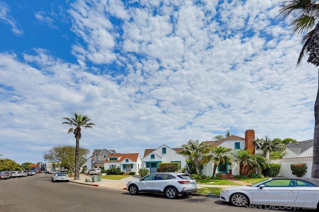 1033 39 Isabella, Coronado, CA 92118 — photo 2