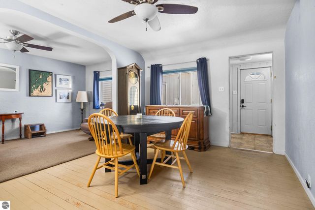 424 W Sixteenth Street # 1, Traverse City, MI 49684