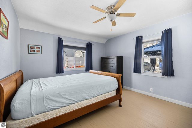 424 W Sixteenth Street # 1, Traverse City, MI 49684