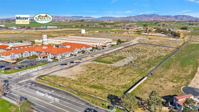 19333 Town Center, Apple Valley, CA 92308
