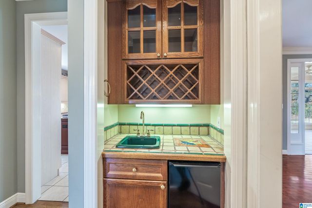 2547 WOODFERN CIRCLE, Hoover, AL 35244