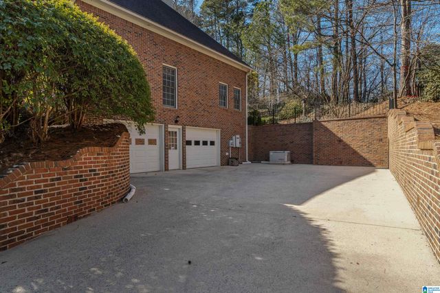 2547 WOODFERN CIRCLE, Hoover, AL 35244