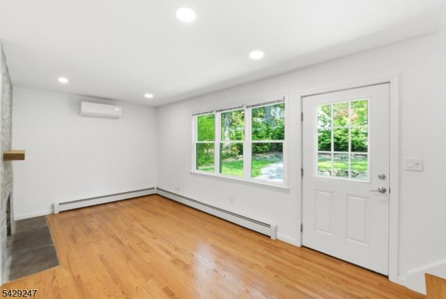 31 Lakeview Rd, Sparta Twp., NJ 07871