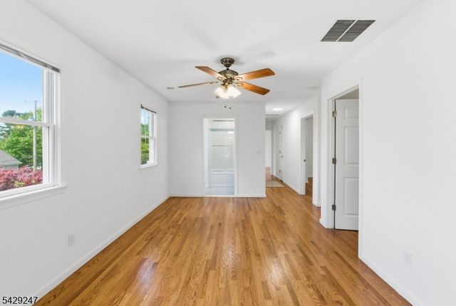 31 Lakeview Rd, Sparta Twp., NJ 07871