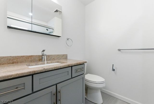 31 Lakeview Rd, Sparta Twp., NJ 07871