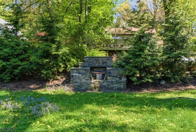 31 Lakeview Rd, Sparta Twp., NJ 07871