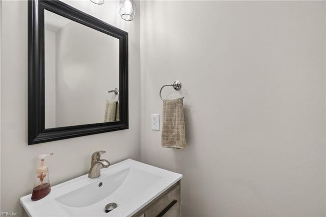 1817 Culver QUAY, Virginia Beach, VA 23454