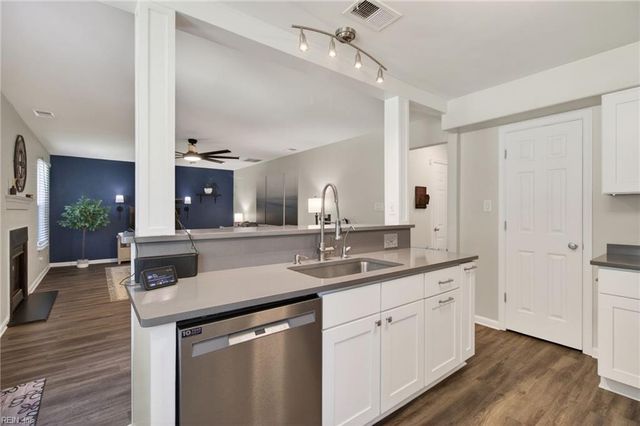1817 Culver QUAY, Virginia Beach, VA 23454
