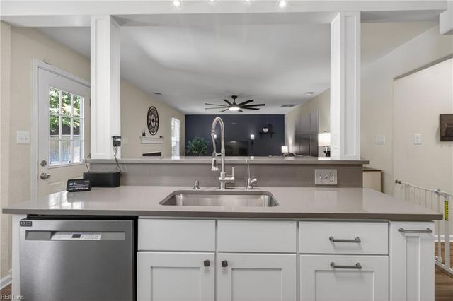 1817 Culver QUAY, Virginia Beach, VA 23454