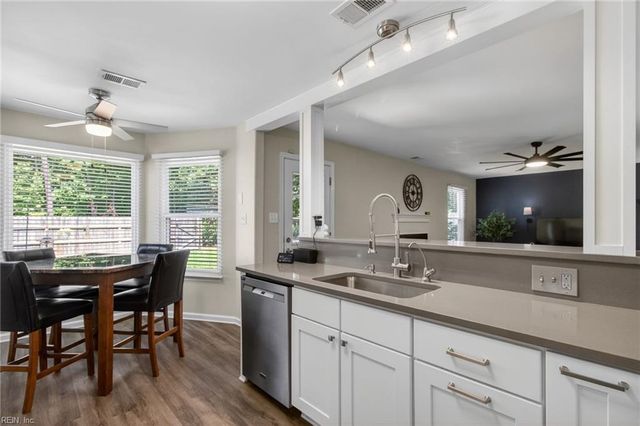1817 Culver QUAY, Virginia Beach, VA 23454