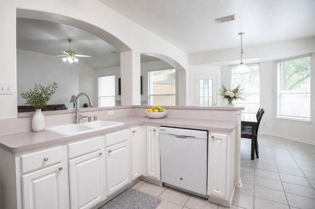 1727 Whispering Forest Drive, Kingwood, TX 77339