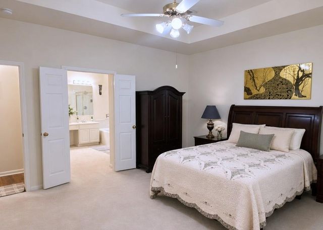 1727 Whispering Forest Drive, Kingwood, TX 77339