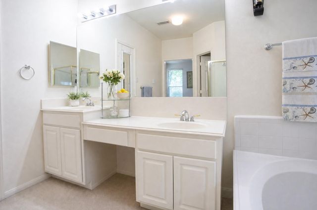 1727 Whispering Forest Drive, Kingwood, TX 77339