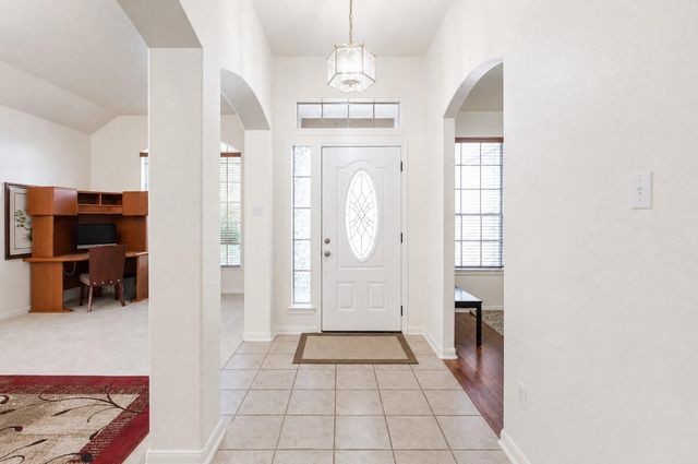 1727 Whispering Forest Drive, Kingwood, TX 77339