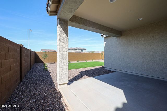 9028 W Georgia Avenue, Glendale, AZ 85305