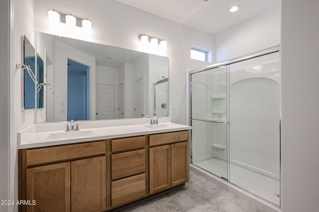 9028 W Georgia Avenue, Glendale, AZ 85305