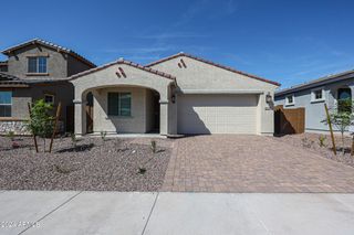 9028 W Georgia Avenue, Glendale, AZ 85305