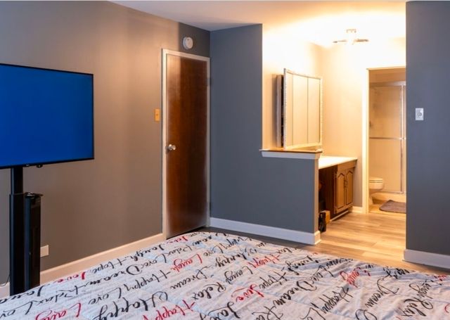 700 N BRUCE Lane 616, Glenwood, IL 60425