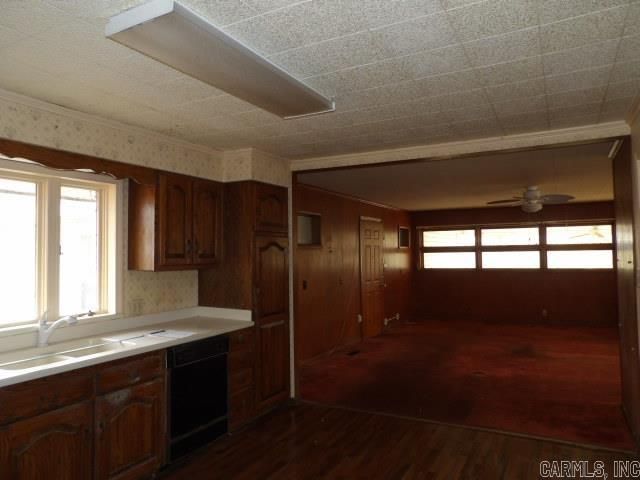 1903 Metzler, Jonesboro, AR 72401