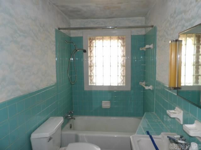 1903 Metzler, Jonesboro, AR 72401