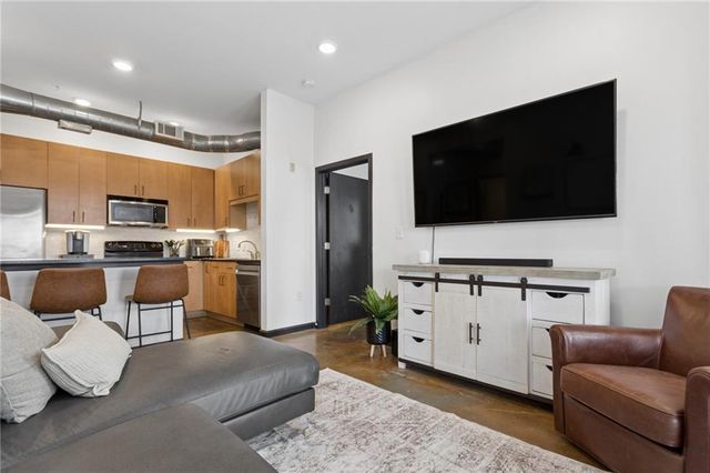5300 Peachtree Road 101, Atlanta, GA 30341