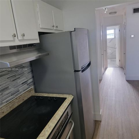 1700 Cleveland Street 203, Hollywood, FL 33020