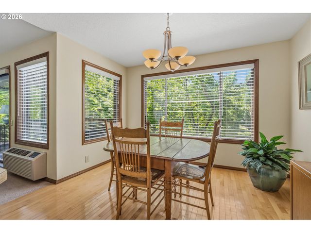 15695 Sw 114TH Ct 7, Tigard, OR 97224
