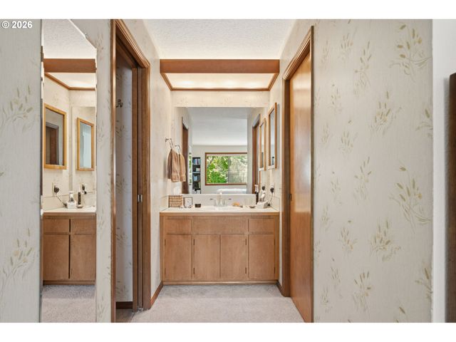 15695 Sw 114TH Ct 7, Tigard, OR 97224