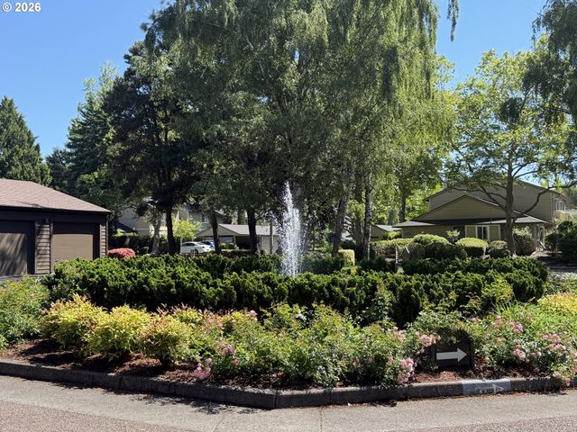 15695 Sw 114TH Ct 7, Tigard, OR 97224