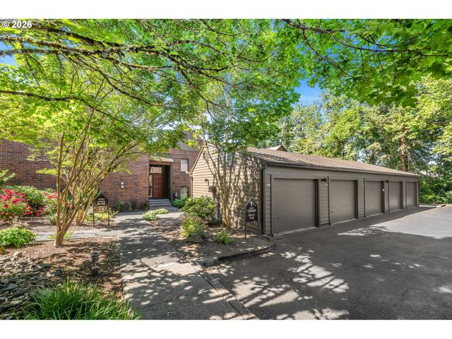 15695 Sw 114TH Ct 7, Tigard, OR 97224