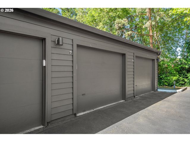 15695 Sw 114TH Ct 7, Tigard, OR 97224