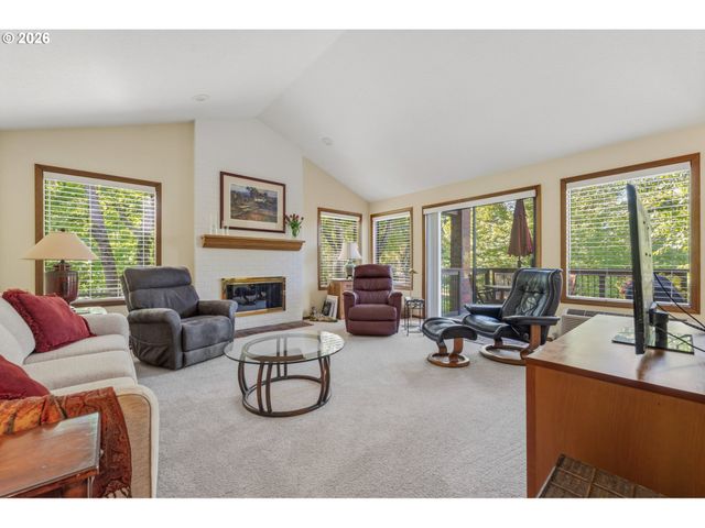 15695 Sw 114TH Ct 7, Tigard, OR 97224