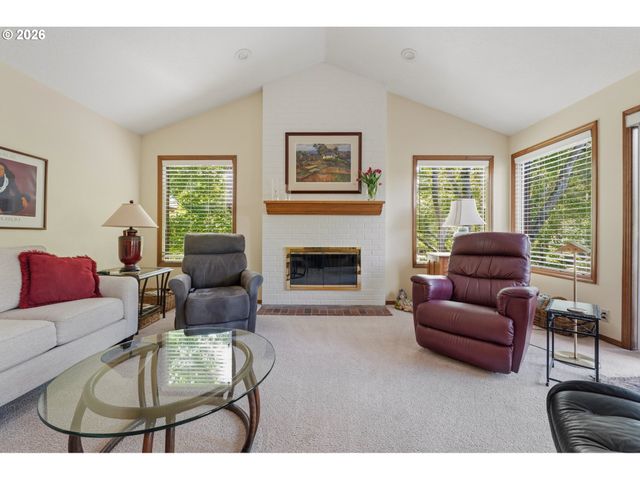 15695 Sw 114TH Ct 7, Tigard, OR 97224