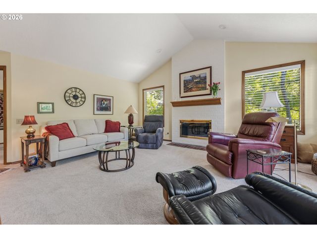 15695 Sw 114TH Ct 7, Tigard, OR 97224