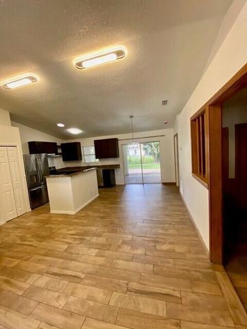 7500 Pensacola Road, Fort Pierce, FL 34951