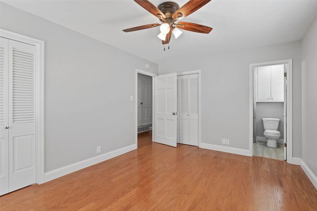2202 Foxcroft Circle, Denton, TX 76209