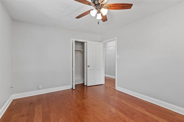 2202 Foxcroft Circle, Denton, TX 76209