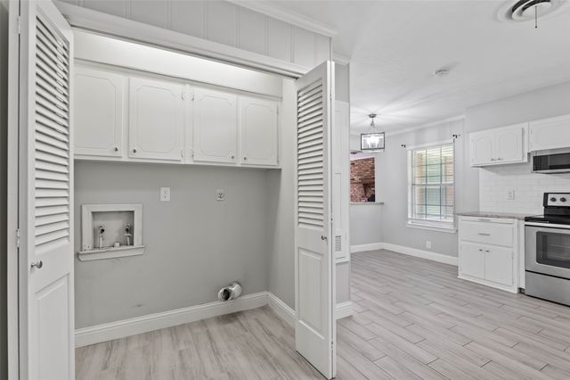 2202 Foxcroft Circle, Denton, TX 76209