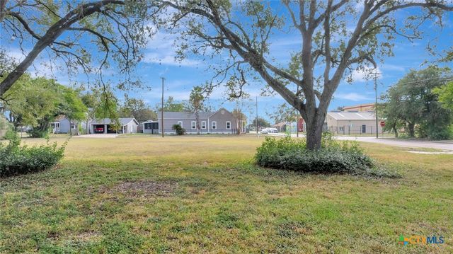 502 N Liberty Street, Victoria, TX 77901