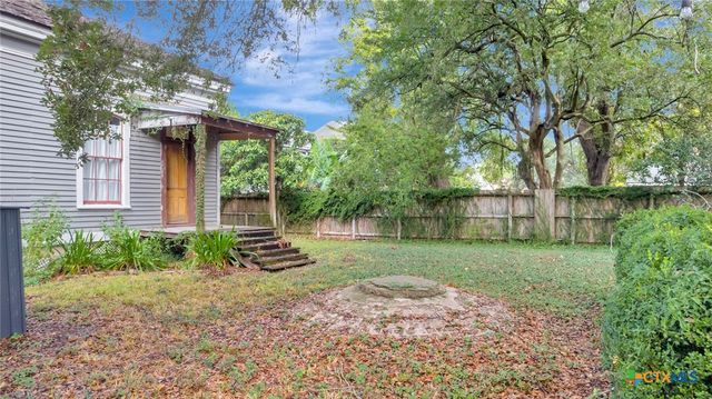 502 N Liberty Street, Victoria, TX 77901