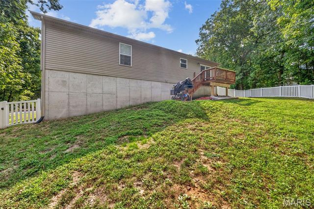 9431 Swanee Drive, Hillsboro, MO 63050