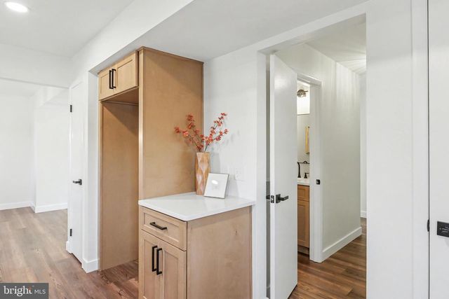 640 HARVEST DR, Harrisburg, PA 17111