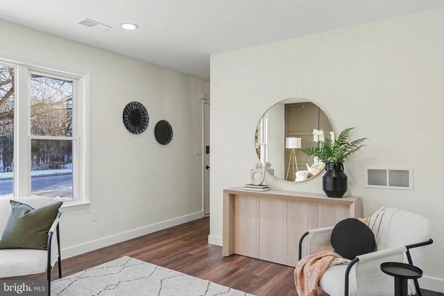 640 HARVEST DR, Harrisburg, PA 17111