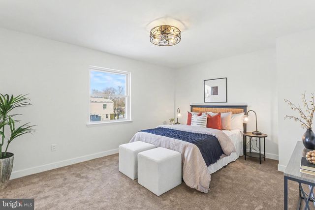 640 HARVEST DR, Harrisburg, PA 17111