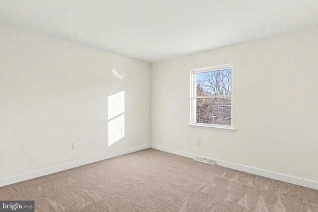 640 HARVEST DR, Harrisburg, PA 17111