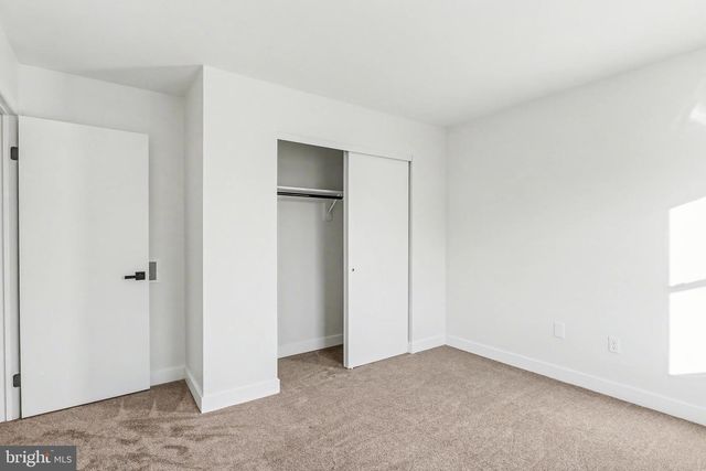 640 HARVEST DR, Harrisburg, PA 17111