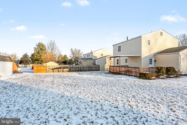 640 HARVEST DR, Harrisburg, PA 17111