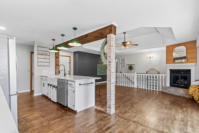 825 Pershing Street, Willard, MO 65781