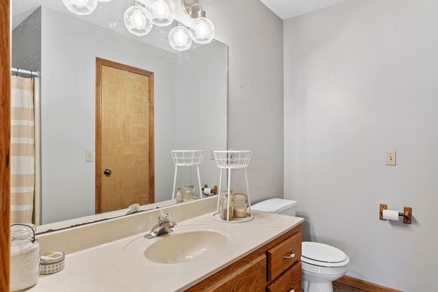 825 Pershing Street, Willard, MO 65781